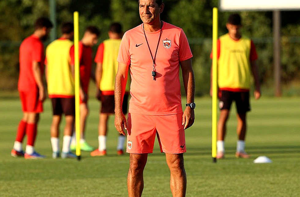 हबनर के 34 टच, रोमेनी की चार लाइनें: फॉर्च्यूना की 1-0 जीत में जो कॉलम खाली रह गए